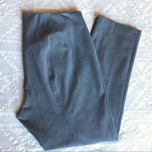 EUC Vince Camuto dress pants